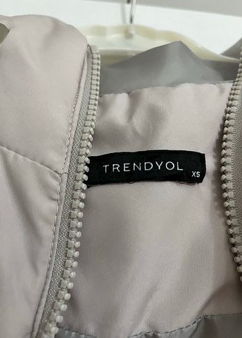 Gri Kadın Sade Kışlık Mont - Görsel 3