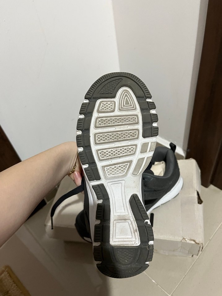 Gri Kadın Spor Ayakkabı - Görsel 4