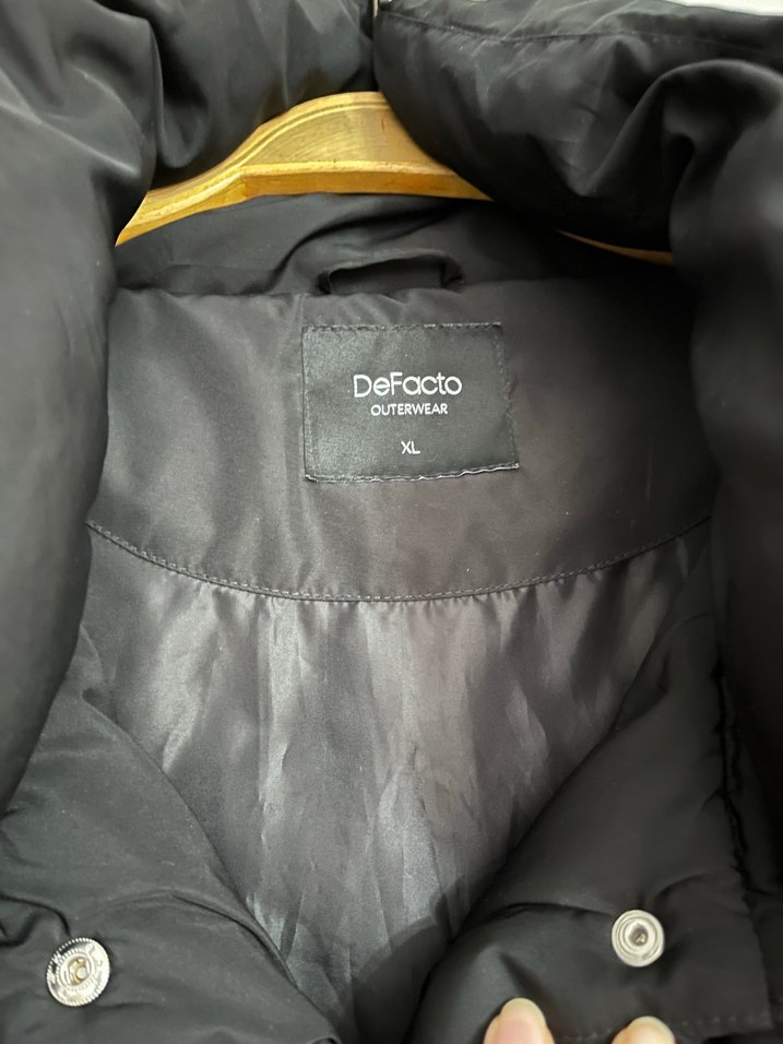 Düğmeli Siyah Kadın Kışlık Mont - Görsel 2