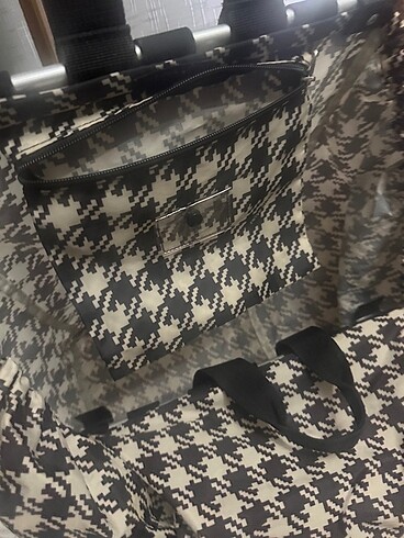 3 Çanta 100 ? - Görsel 8