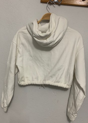 Kadın Beyaz Kapüşonlu Kısa Sweatshirt - Görsel 2