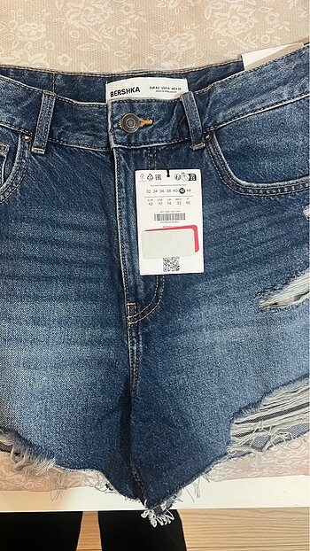 Bershka bershka distressed denim şort
