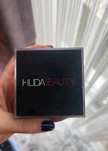 Huda Beauty