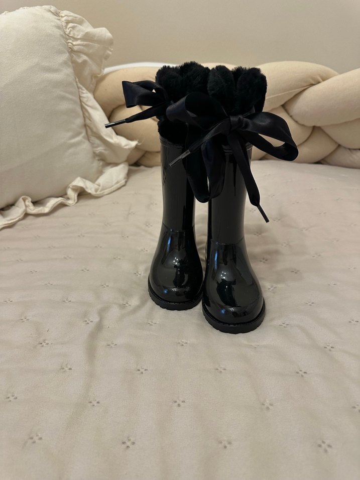 Kız Çocuk Siyah Kürklü  Yağmur Çizmesi - Görsel 4