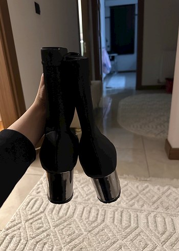 Siyah Stiletto Topuklu Kadın Bot - Görsel 4