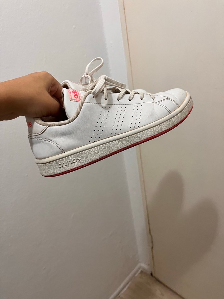 Beyaz Adidas Kadın Spor Ayakkabı - Görsel 2