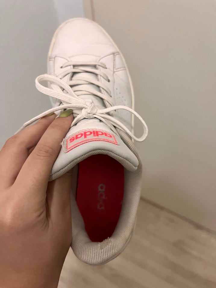 Beyaz Adidas Kadın Spor Ayakkabı - Görsel 3