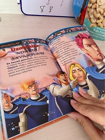  Beden Renk Winx kayıp krallığın sırrı kitap