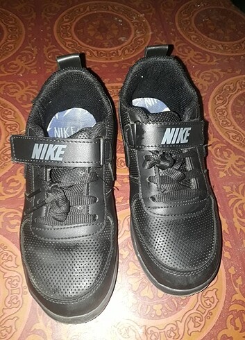 Nike Çocuk 31 numara ayakkabı