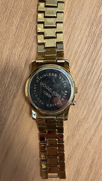 Michael Kors MK 10833 kol saatı