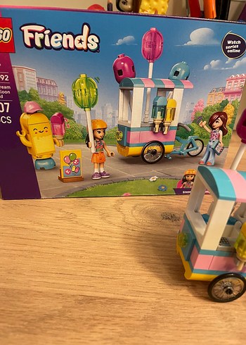 LEGO Friends Dondurma ve Balon Standı - Görsel 4