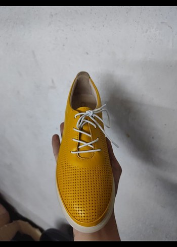 Sarı Bağcıklı Kadın Spor Ayakkabı - Görsel 3