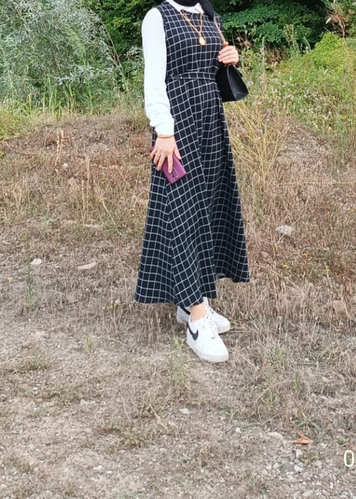 Siyah beyaz kareli jile - Görsel 2