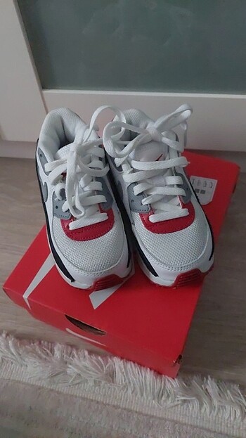 Nike Nike air max çocuk 26 numara