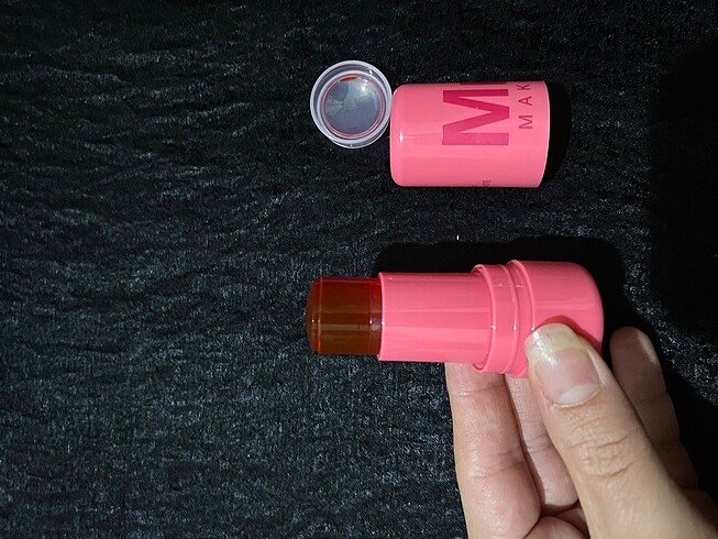 Milk Makeup Milk allık