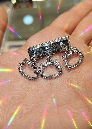 Parlak Taşlı Hello Kity Charm