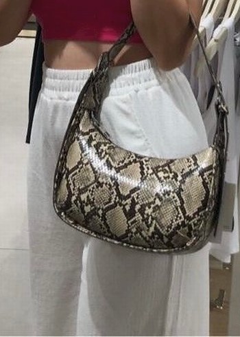 Gri Yılan Desenli Kadın Deri Omuz Çantası - Görsel 2