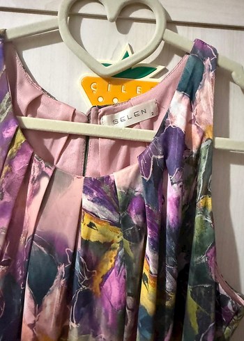 Renkli elbise - Görsel 3