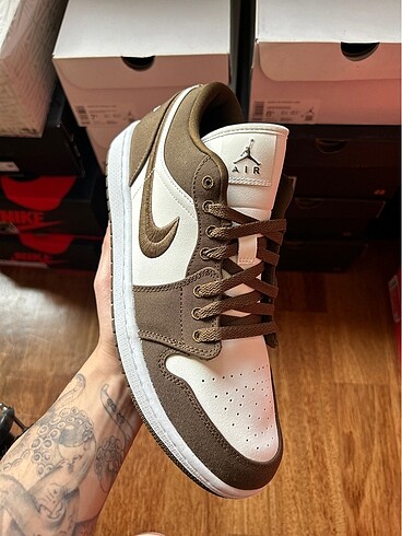 Light Olive Jordan 1 Low (44.5 numara)