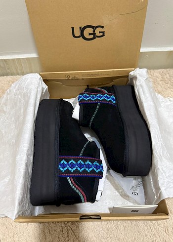 Ugg 37