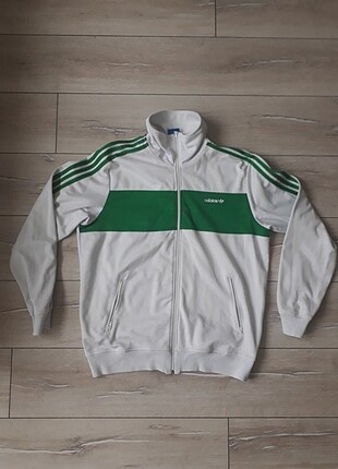 Adidas üst (L)