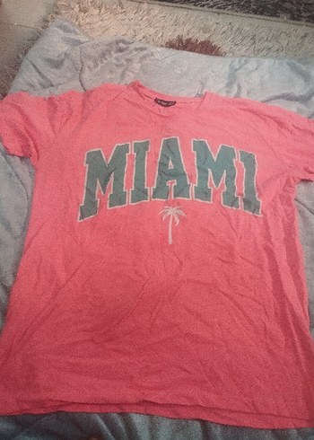 Pembe Baskılı MIAMI Tişört