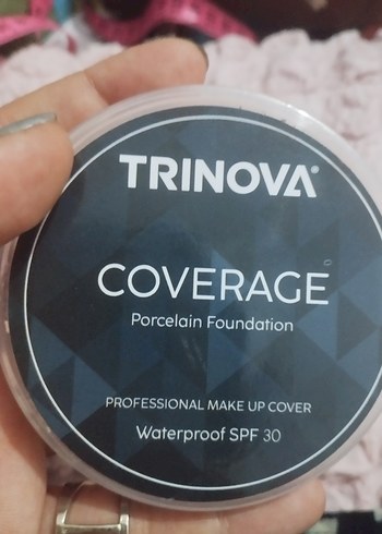 Trinova Kapaklı Suya Dayanıklı Fondöten SPF30