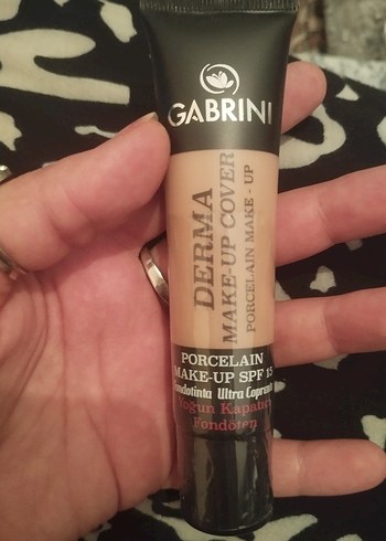 Gabrini Derma Porcelain Fondöten SPF 15
