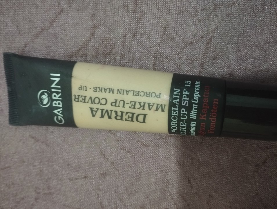 Gabrini Porcelain BB fondation SPF 15 Bej - Görsel 2