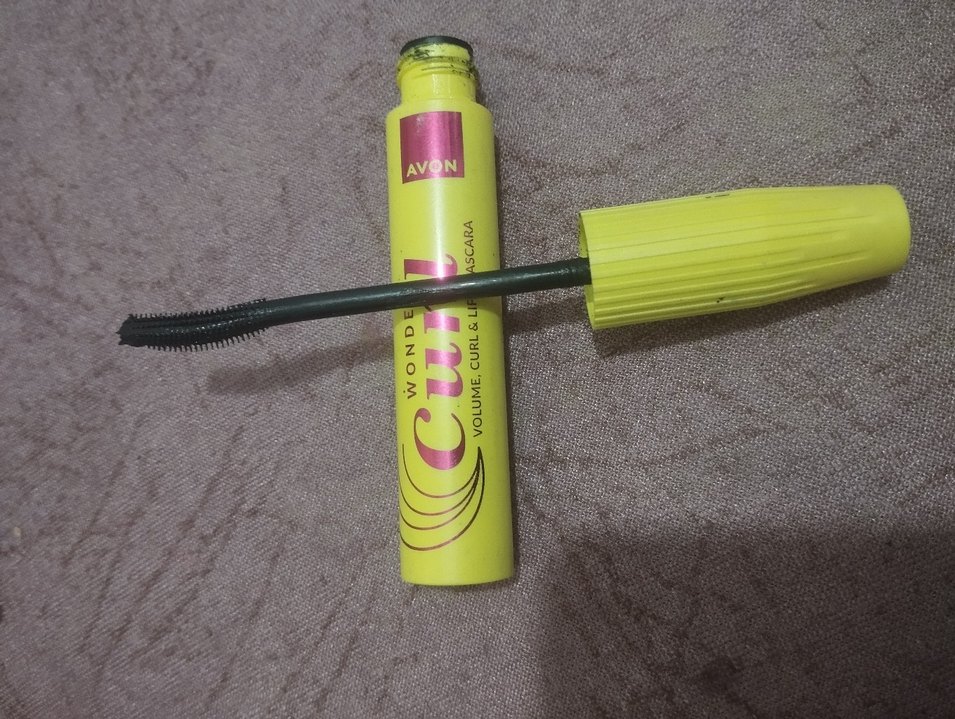 Avon Wonder Curl Maskara Sarı Parlak - Görsel 2