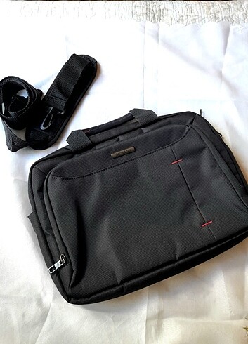 Samsonite marka 16 inch laptop çantası