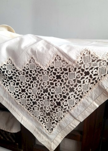 Vintage Dantel Kenarlı Pamuk Kumaş Örtü - Görsel 4