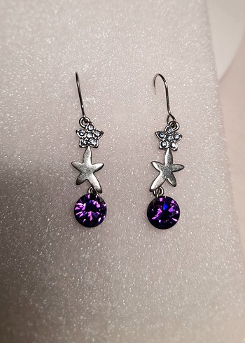 Kristal Taşlı Çiçek Detaylı Çelik Küpe - Görsel 4