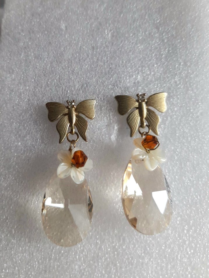 Kristal Damla Taşlı, Sedef çiçekli Sallantılı Küpe - Görsel 4