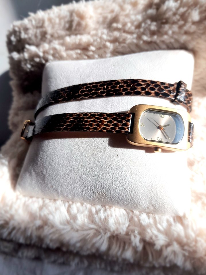 Vintage Tchibo Marka Çift dolara Deri kayışlı Kadın kol Saati - Görsel 3