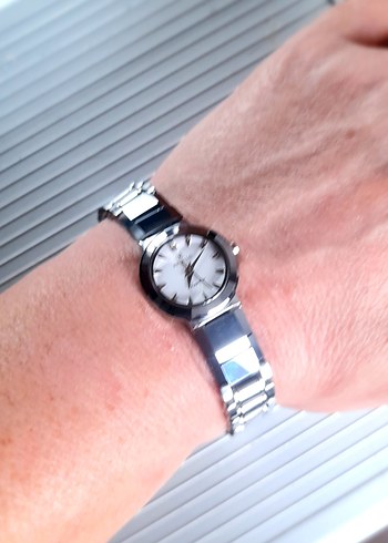 Vintage Revello Marka Çelik Kordon Kadın Saat - Görsel 2