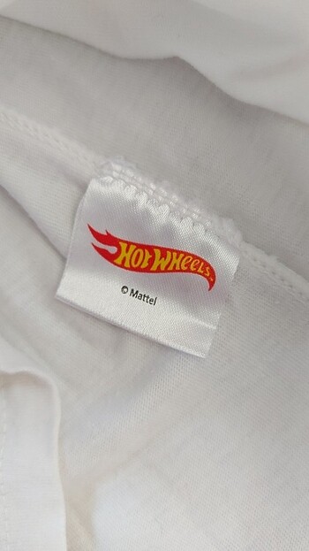 8 Yaş Beden beyaz Renk Orijinal Hot wheels erkek çocuk sweetshirt. 11-12 yaş