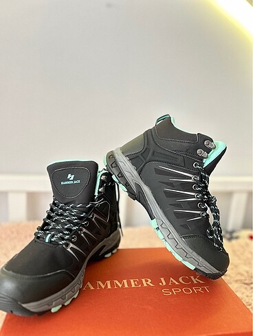 Hammer Jack Timberland
