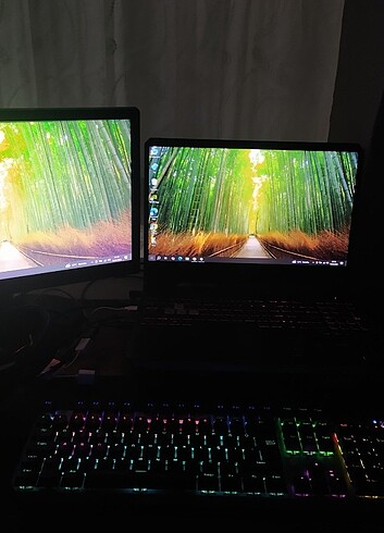  Beden ASUS Gaming Laptop 