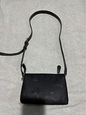 Guess Guess orjinal çanta