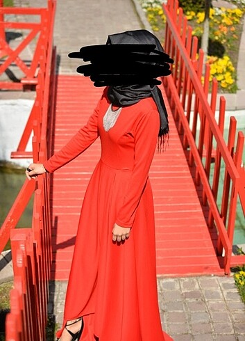 Kırmızı Tesettür Elbise