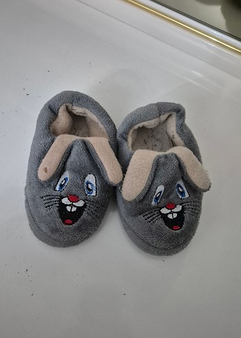 Nakışlı Gri Kız Çocuk Sıcak Terlik - Görsel 3