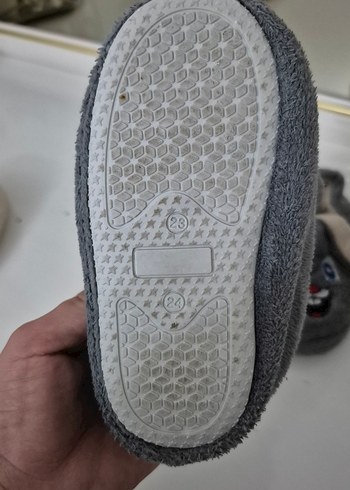 Nakışlı Gri Kız Çocuk Sıcak Terlik - Görsel 4