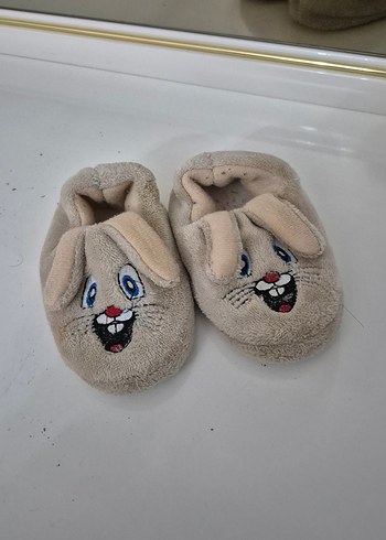 Kız erkek Çocuk Nakışlı Tavşan Figürlü Ev Terliği - Görsel 2