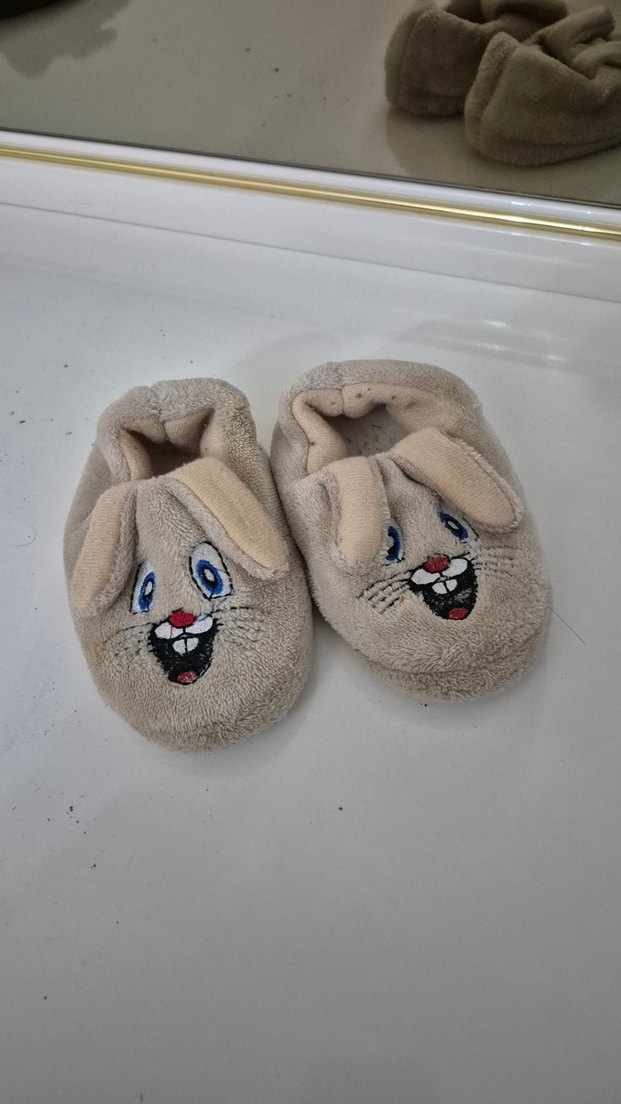 Kız erkek Çocuk Nakışlı Tavşan Figürlü Ev Terliği - Görsel 2