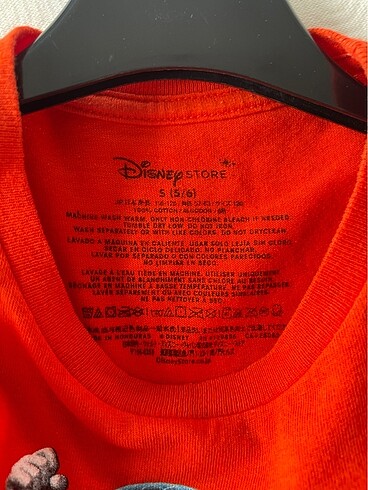 6 Yaş Beden 6 yaş Orjinal Disney tshirt