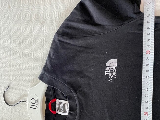 6 Yaş Beden siyah Renk Nortfface orijinal tshirt