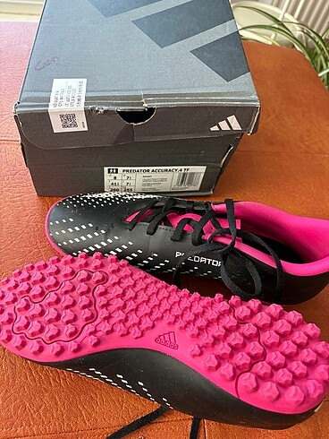 Adidas Predator Accuracy krampon