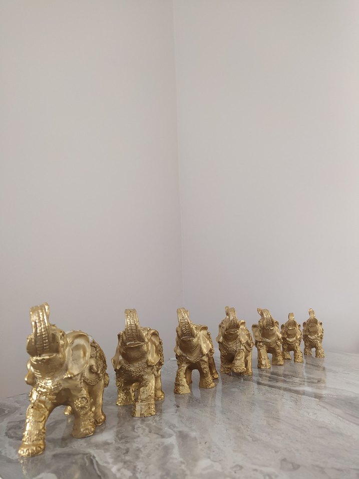 Altın Renkli Parlak Fil Biblosu - Görsel 2