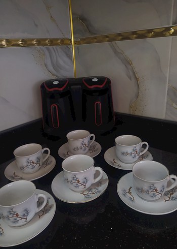 Çiçek Desenli Beyaz Kahve Fincanı Takımı - Görsel 2